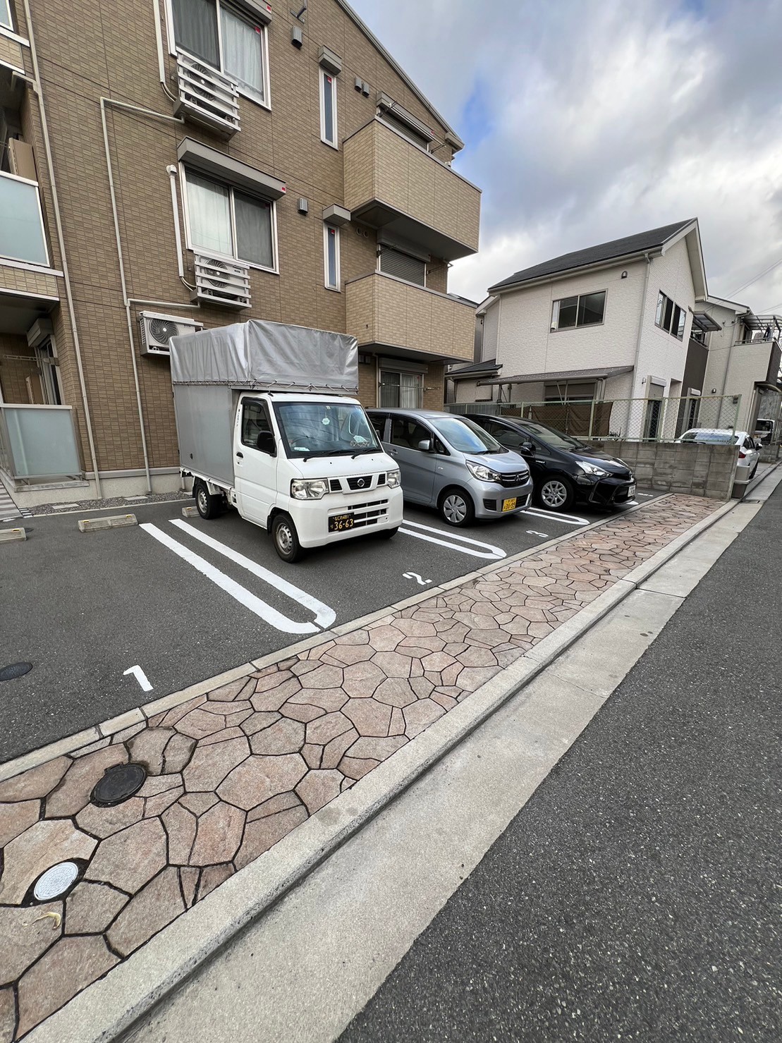 villa SHO 駐車場