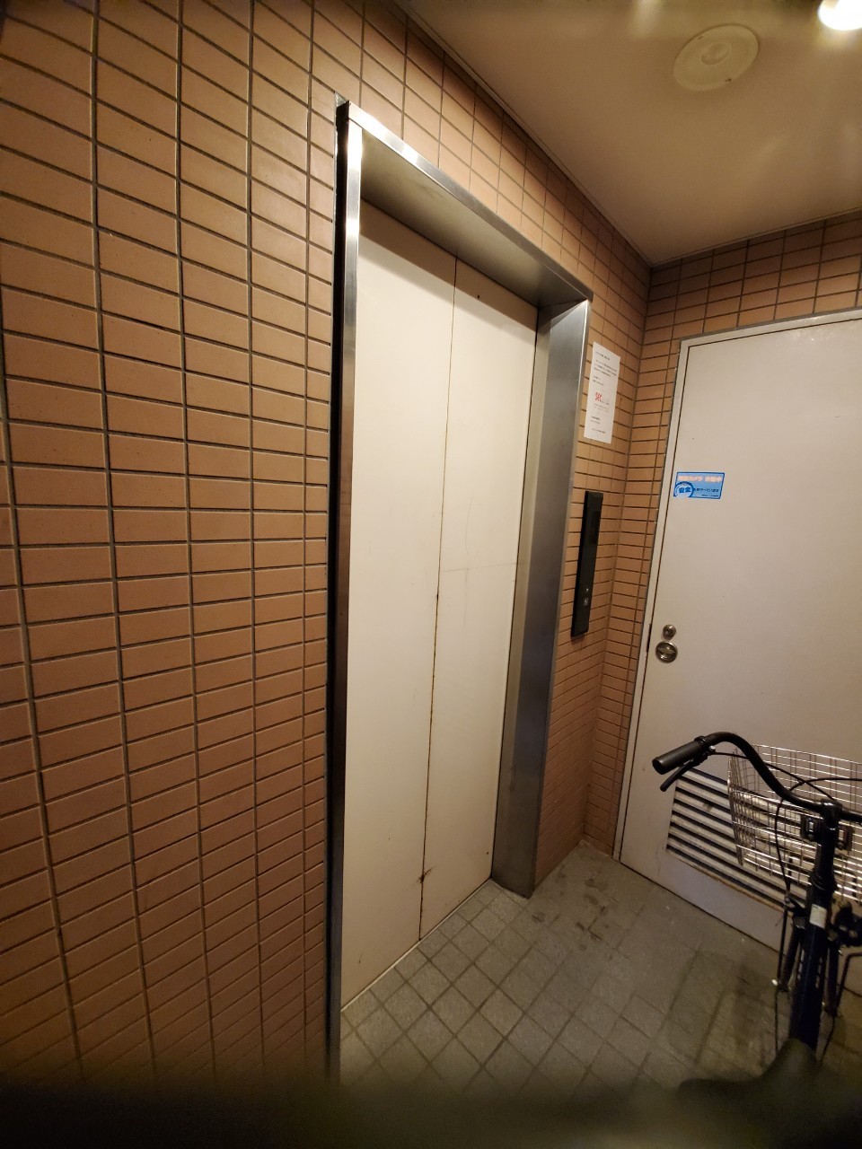 エレベーター