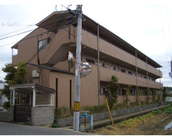 【和泉市箕形町】外壁タイル張り3LDK！ファミリーにオススメです😊生活に便利な環境🧣