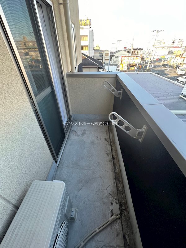 エヌエムスワサントオンズノース ベランダ