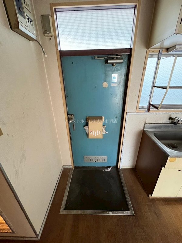 浜寺ハイツ 玄関