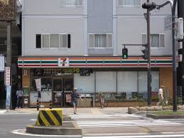 エイジングコート堺東 コンビニ