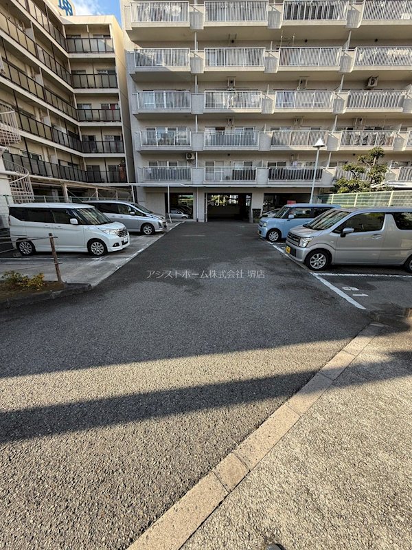 ニューライフ堺 駐車場