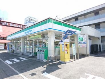 ハイツサッカラ コンビニ
