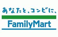 リベラルタウン コンビニ