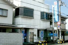 リレックス緑ヶ丘中町 銀行