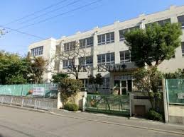プレステージ12番館 小学校