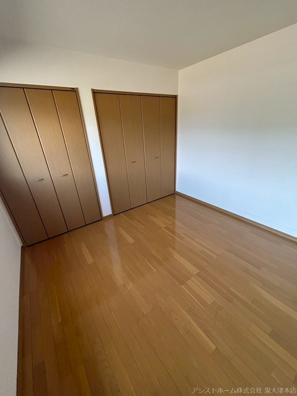 ラ・プリミエール城東 窓があり日差しの入るお部屋です