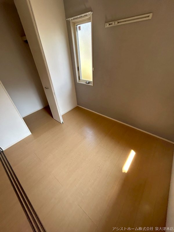 アモリ―ル 窓があり日差しの入るお部屋です