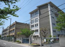 フォレストコート 堺市立月州中学校