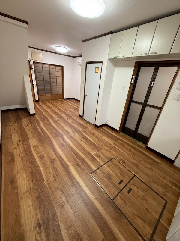 条南町一戸建て Ⅱ リビング