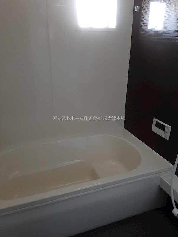 Fテラス和泉中央唐国町 湿気がこもりにくい窓付きで、換気も楽々です。