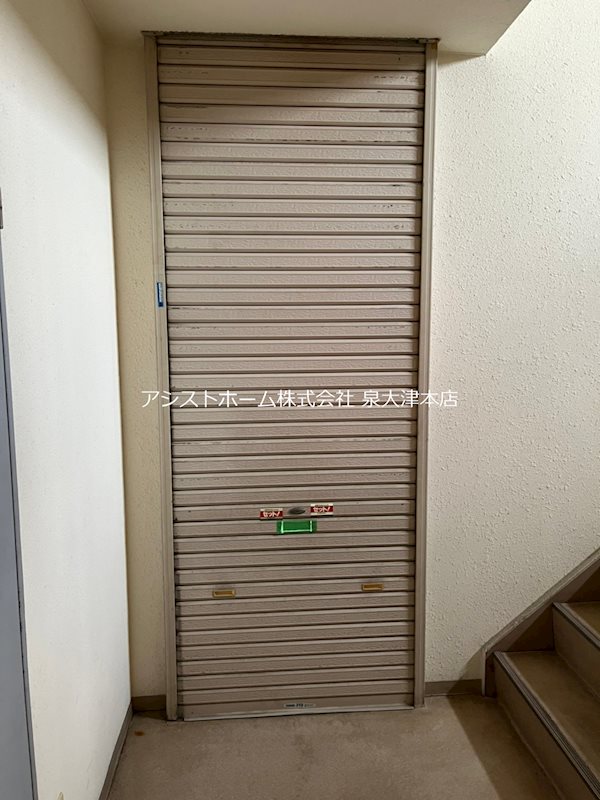 MKビル 玄関