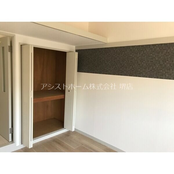 エヌエムサンカンテヌフ    収納