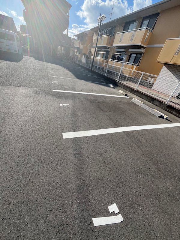 Fマンション ゆとりのある駐車場♪
