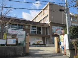 アンプルールフェールフォルス 和泉市立北松尾小学校