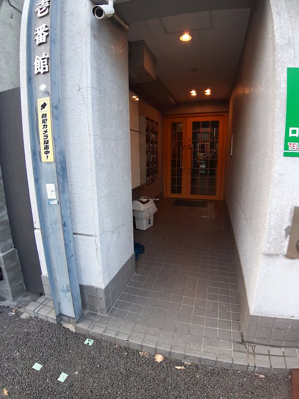 ロイヤルコート1番館 エントランス