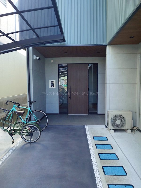 グランデカーサK東岸和田 エントランス