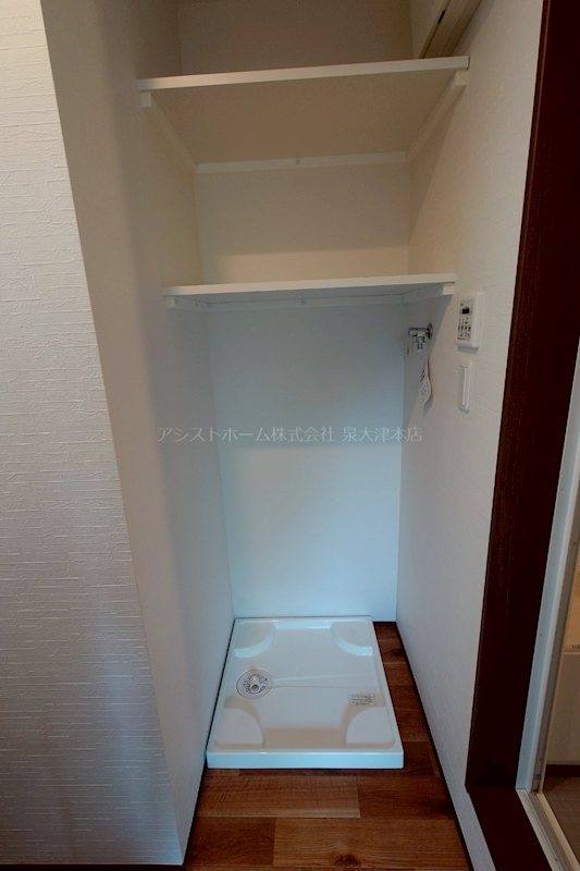 グランデカーサK東岸和田 室内洗濯機置場