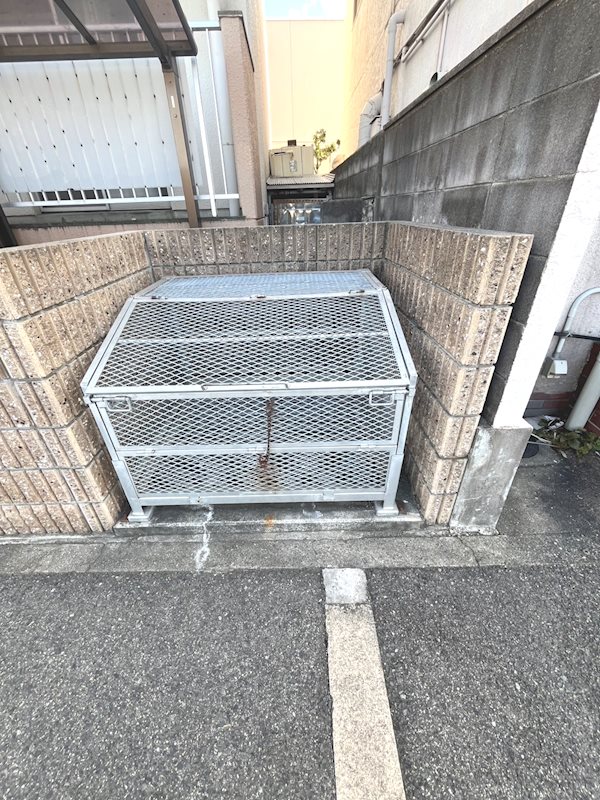 宮マンション ゴミ置き場☆
