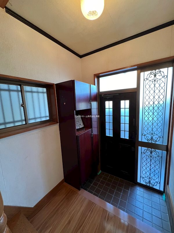 羽衣3丁目戸建て 収納