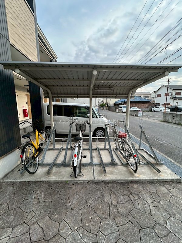 セルバ 屋根付き駐輪場