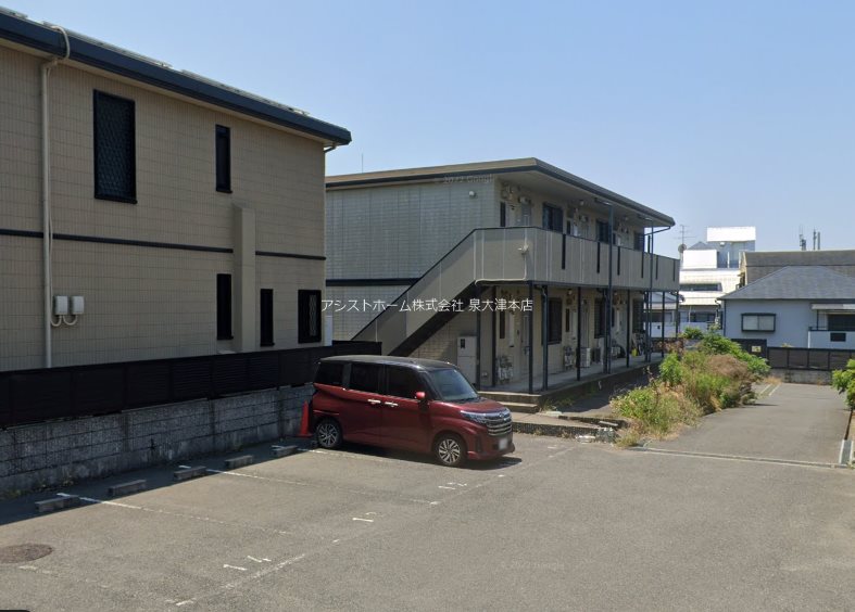 ハーモネイト浜寺B棟 駐車場