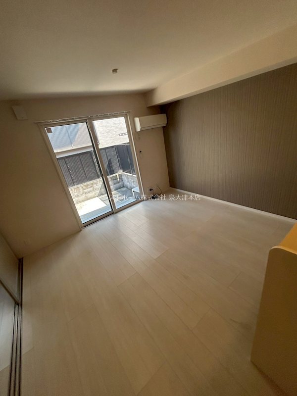 JIN/輝 窓があり日差しの入るお部屋です