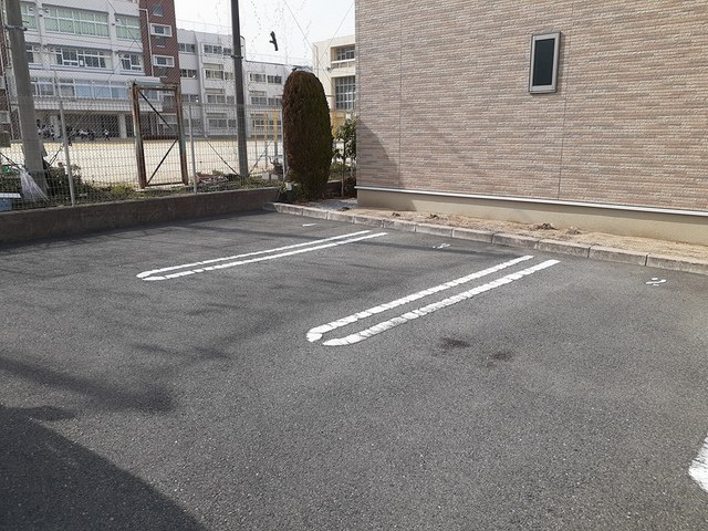 メゾン・フラン 駐車場