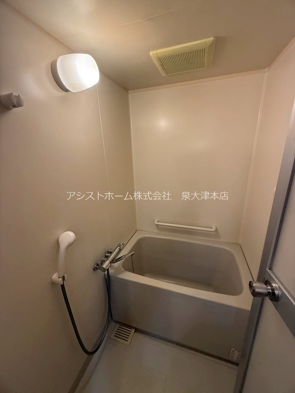 パール久米田 バス・シャワールーム