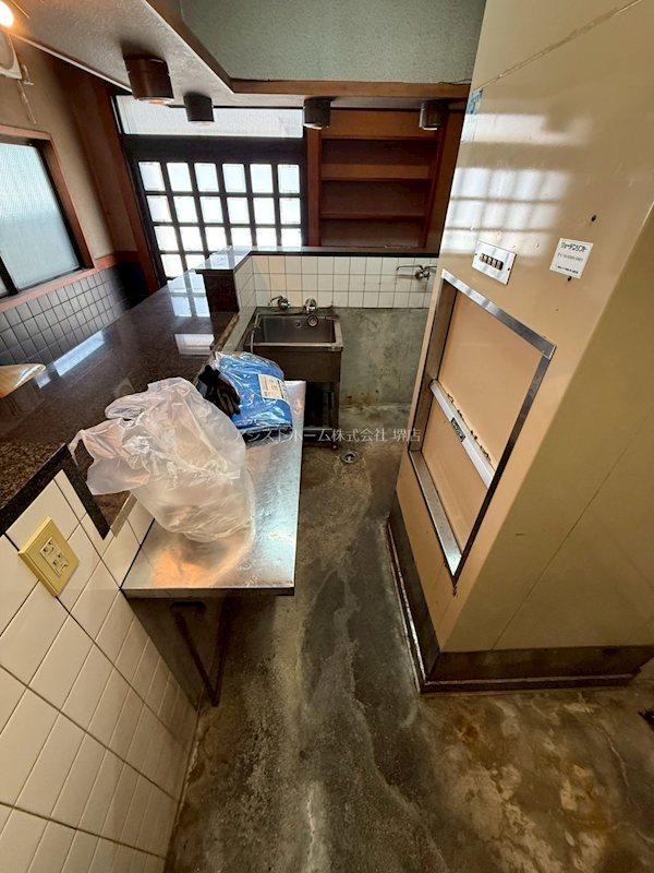 堺市堺区旭ヶ丘南町3丁店舗付き住宅 1階店舗