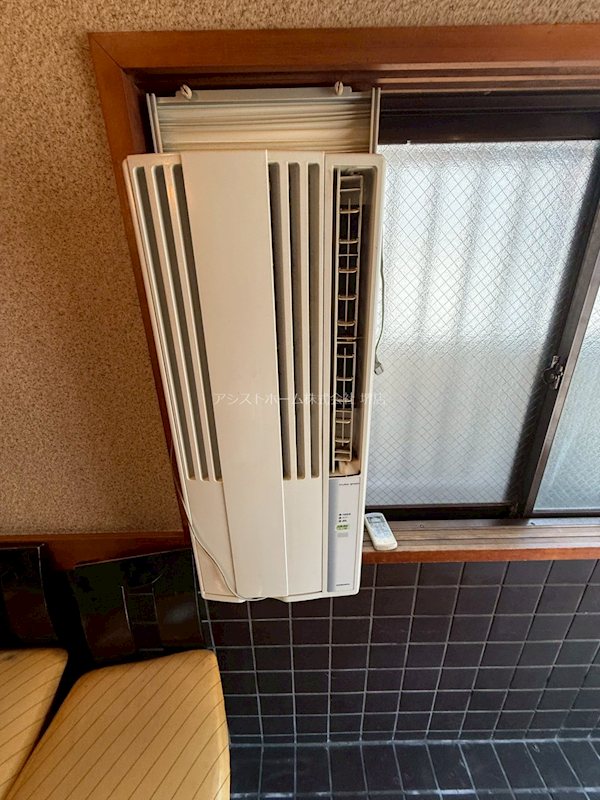 堺市堺区旭ヶ丘南町3丁店舗付き住宅 1階店舗ウィンドウエアコン
