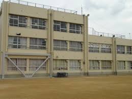 プレステージアスカ 岸和田市立常盤小学校