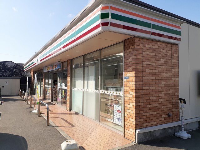 アーイラみなみ菅原町 セブンイレブン泉大津菅原町店まで220m