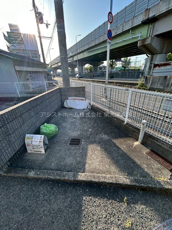あすなろ 共用ゴミ捨て場