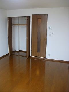 アンプルールフェールフォルス 同タイプ部屋画像