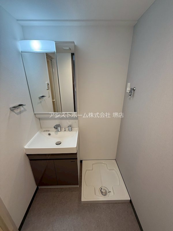 S-RESIDENCE堺浜寺broad シャワー付き洗面化粧台