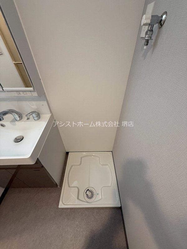 S-RESIDENCE堺浜寺broad 室内洗濯機置き場