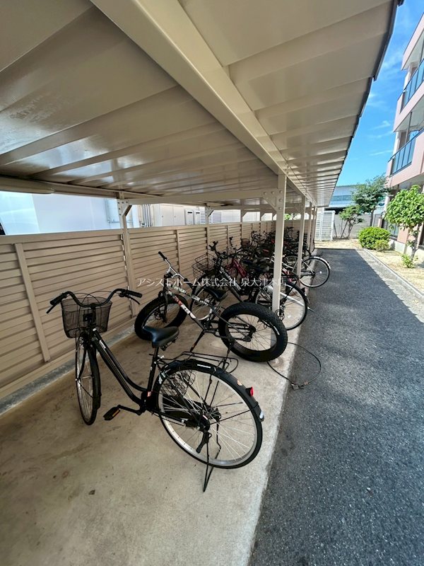 えるどら～ど 屋根付き駐輪場