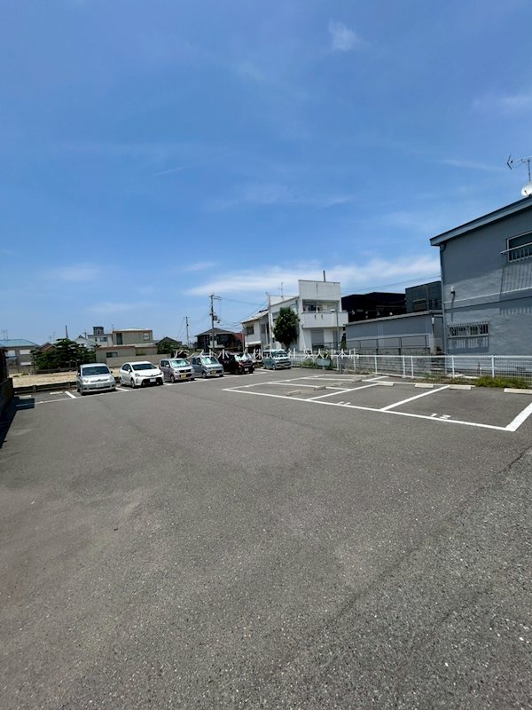 サニーグリーン北喜 駐車場