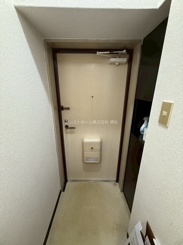 シティハイツ寺地町東 玄関