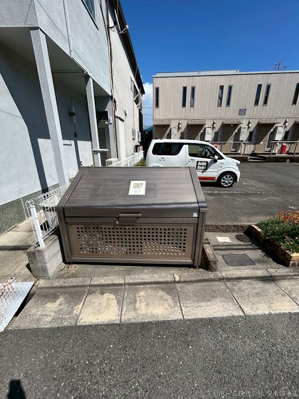 グレイス 共用ゴミ捨て場