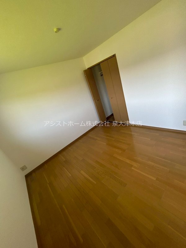 ラ・プリミエール城東 窓があり日差しの入るお部屋です