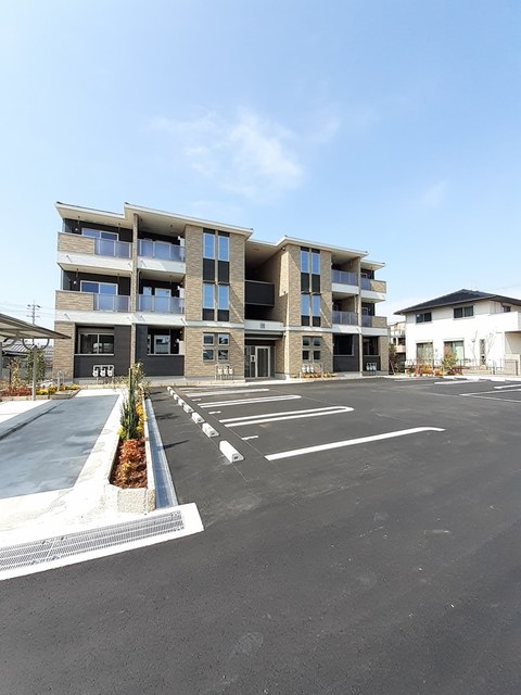 ミッテ　１号館 駐車場