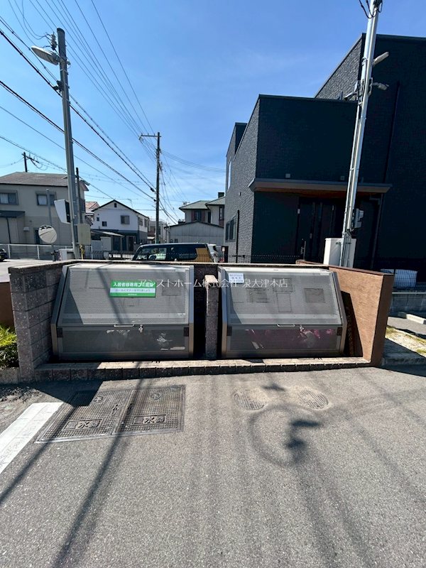 プラージュ sakigake 共用ゴミ捨て場