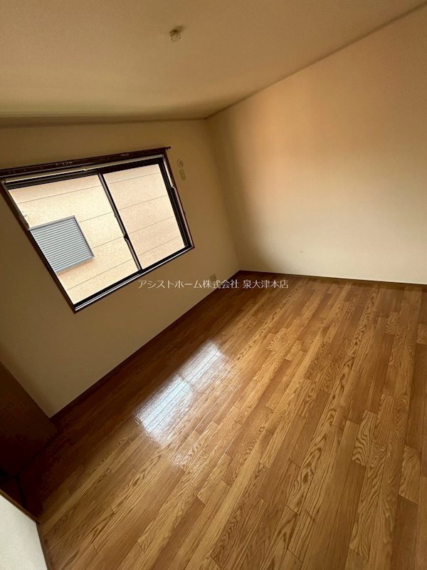 グリーンフィールド 窓があり日差しの入るお部屋です