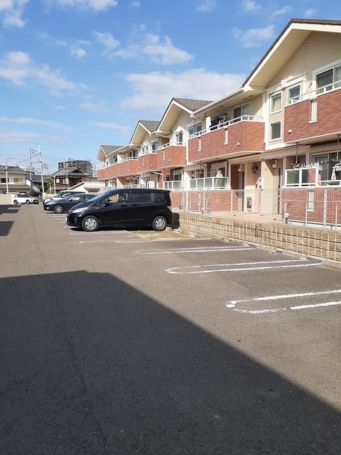 シェ　モア　Ⅰ 駐車場