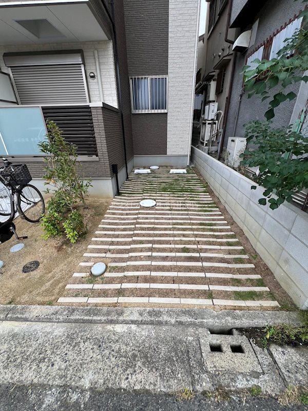 デスポワール浅香山 駐車場