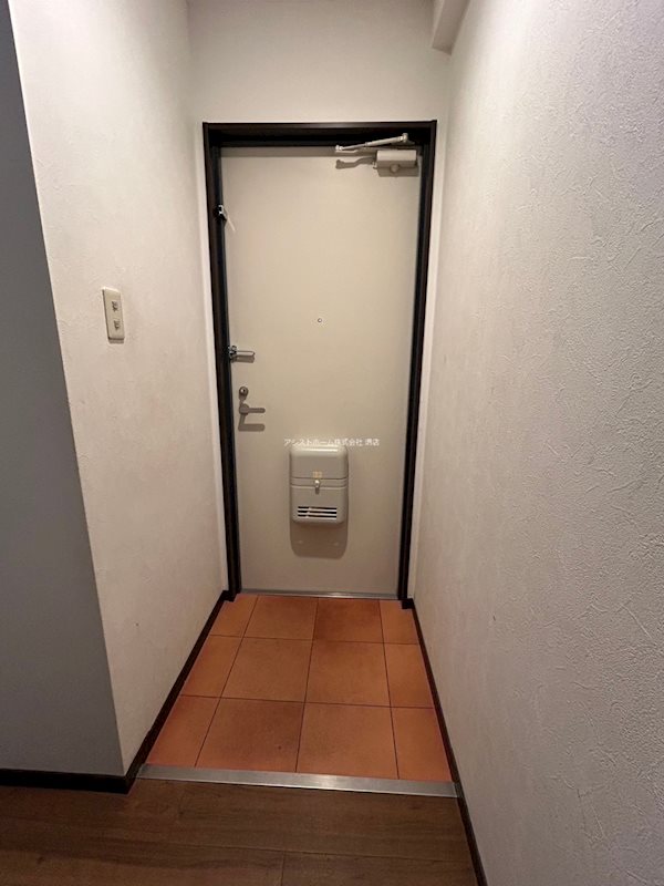アルティエーレセラA棟 玄関
