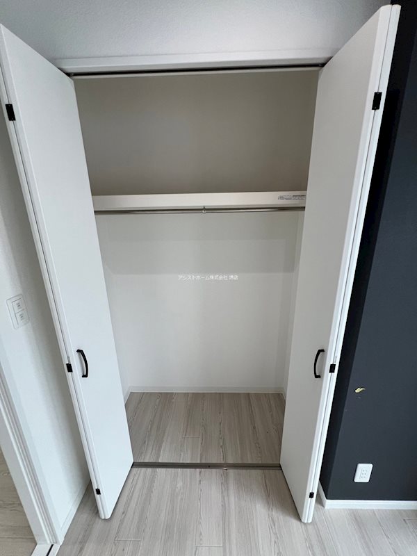 エヌエムスワサントディス 収納